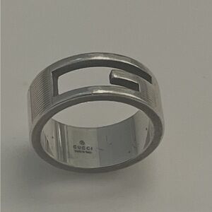 Lovely used Gucci 925 Polished Silver Band